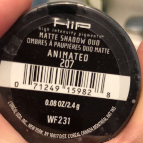 L’Oreal matte shadow duo - Picture 2 of 2